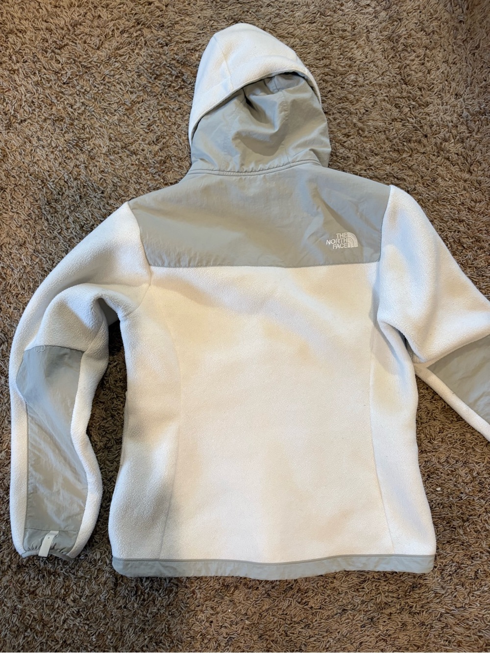 The North Face womens white & Light Gray Hooded Fleece Puffer Jacket - Picture 6 of 10